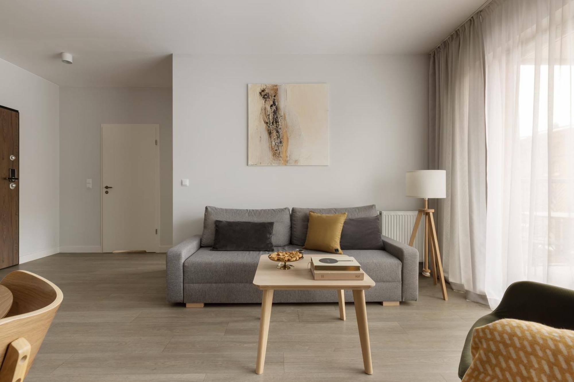 Scala By Moderna Profit- Lakowa 60c * Gdańsk