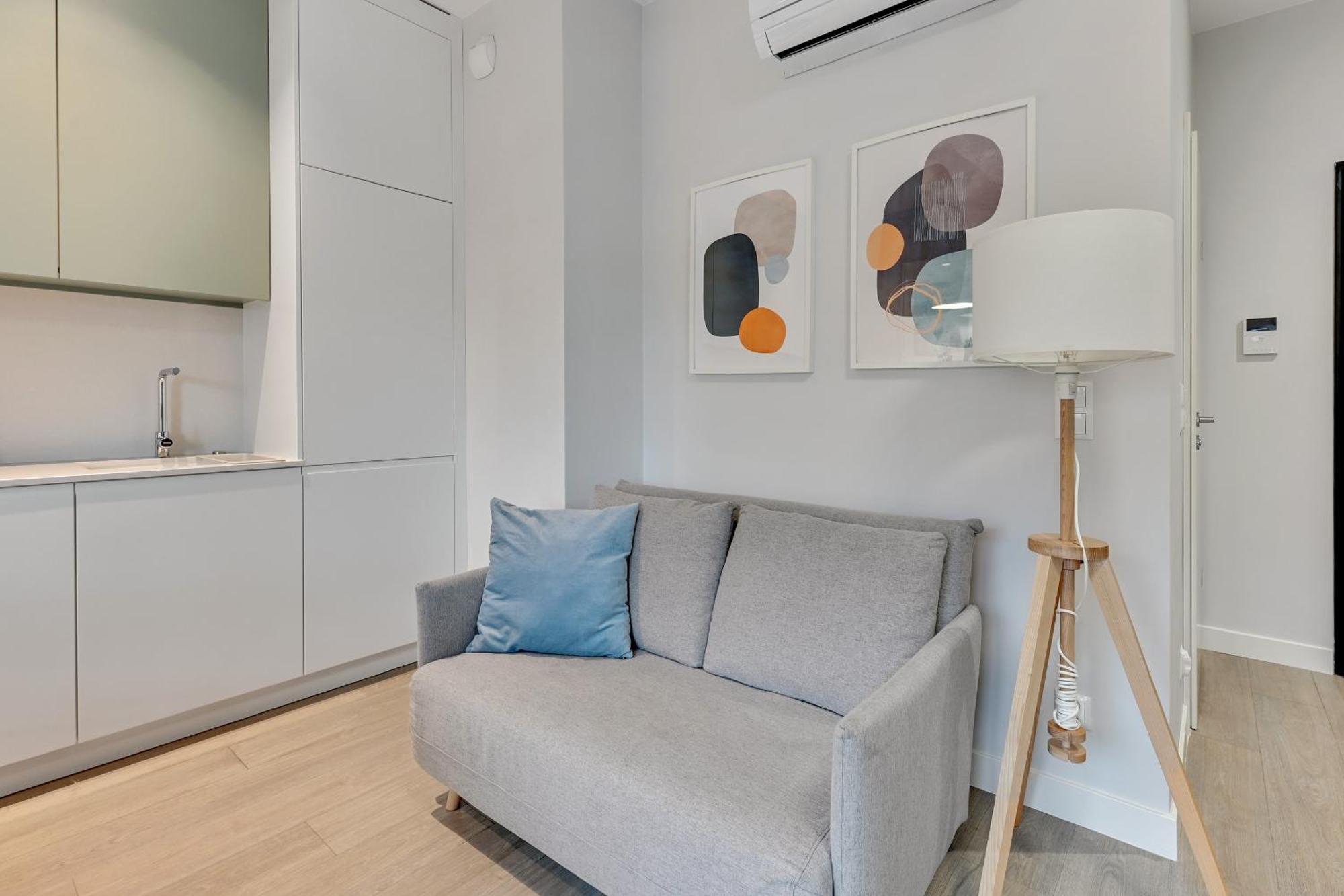 Scala By Moderna Profit- Lakowa 60c Apartment *