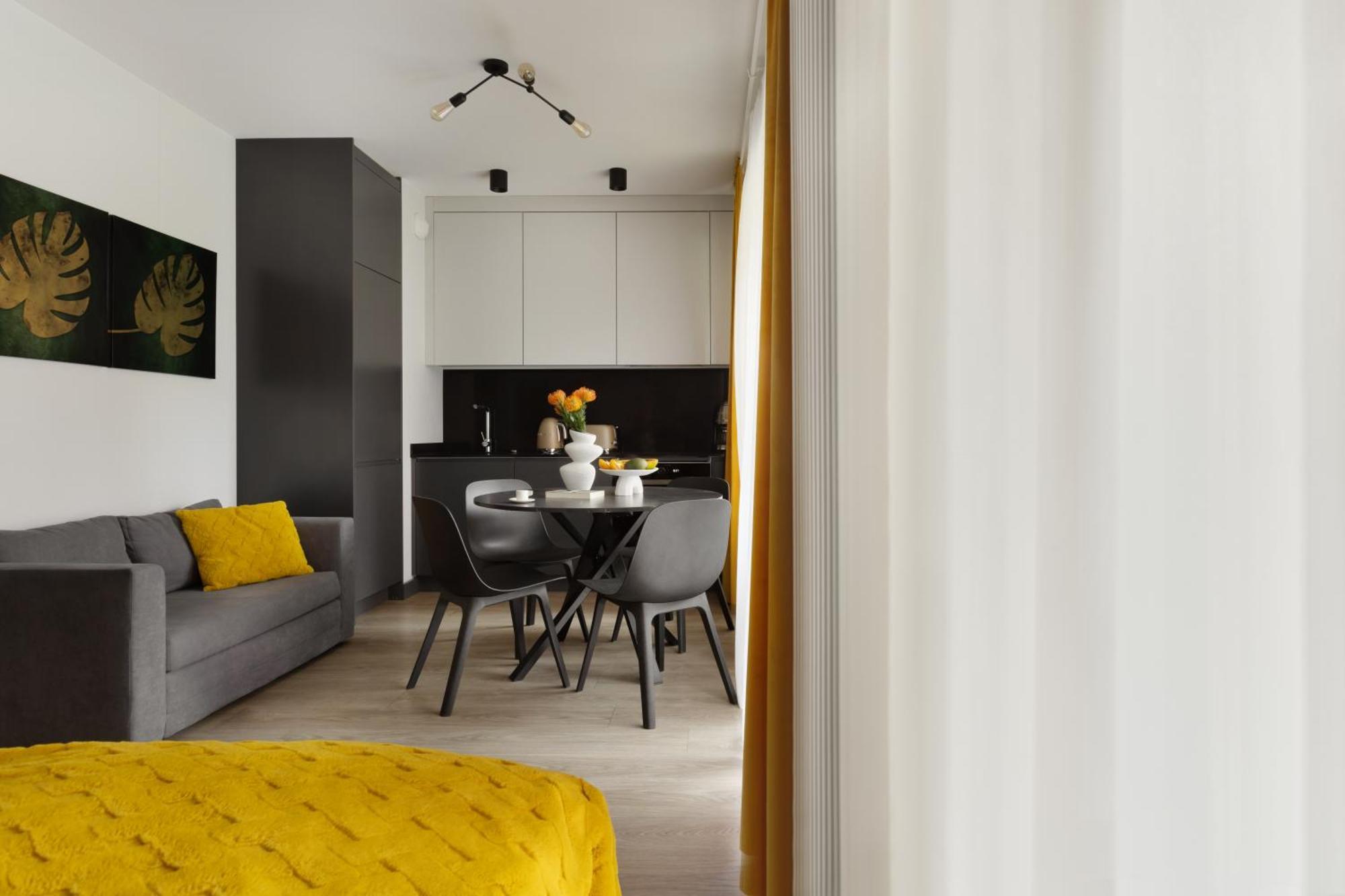 Scala By Moderna Profit- Lakowa 60c Apartment Danzig